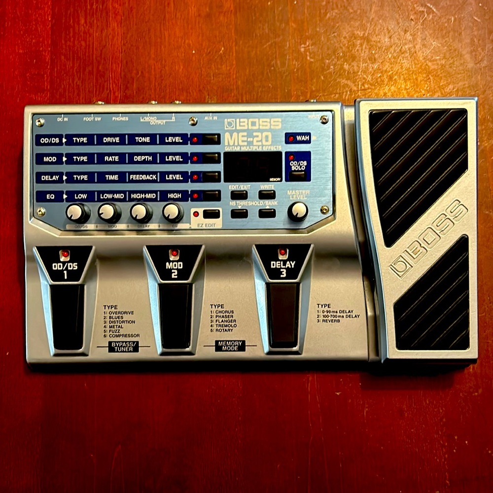 Boss ME-20 guitar multiple effects pedal